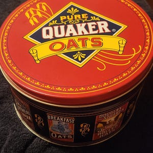 Vintage 1980s Quaker Oats Tin