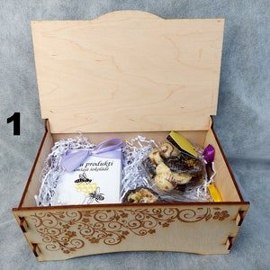 Produits de la ruche dans du chocolat/Coffret cadeau chocolat personnalisé/Coffret cadeau chocolat en boîte en bois/Chocolat artisanal dans une boîte en bois/Coffret cadeau Premium image 2