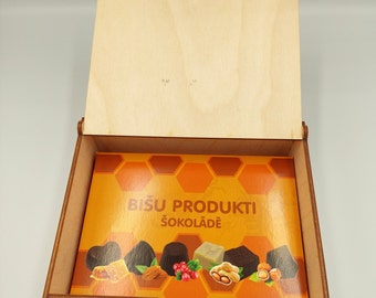 Bijenproducten in chocolade/gepersonaliseerde chocoladegeschenkdoos/chocoladegeschenk in houten kist/ambachtelijke chocolade in houten kist/premium geschenkset