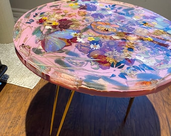 Epoxy Resin with Preserved Dried Flowers and Leaves Table or Table for Living Room. Home Decor.  Round
