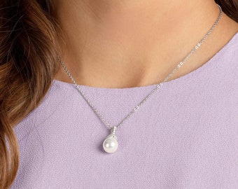 Subtle Originality Pendant - White Swarovski Crystal Necklace - Timeless Elegance and Understated Luxury - Women's Fashion Accessory