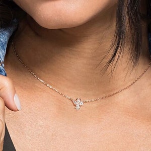Swarovski tough flower necklace online