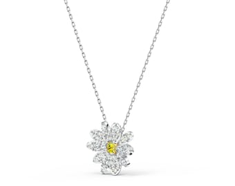 Eternal Flower Pendant - Delicate Daisy Design, Sparkling Crystals, Elegant and Timeless, Perfect for Spring Style