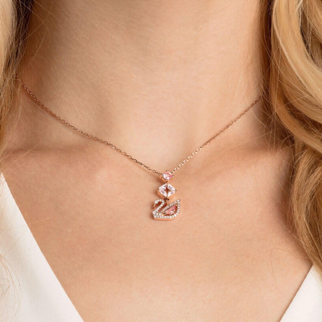 Dazzling Swan Rose Gold-plated Y-necklace Elegant Crystal