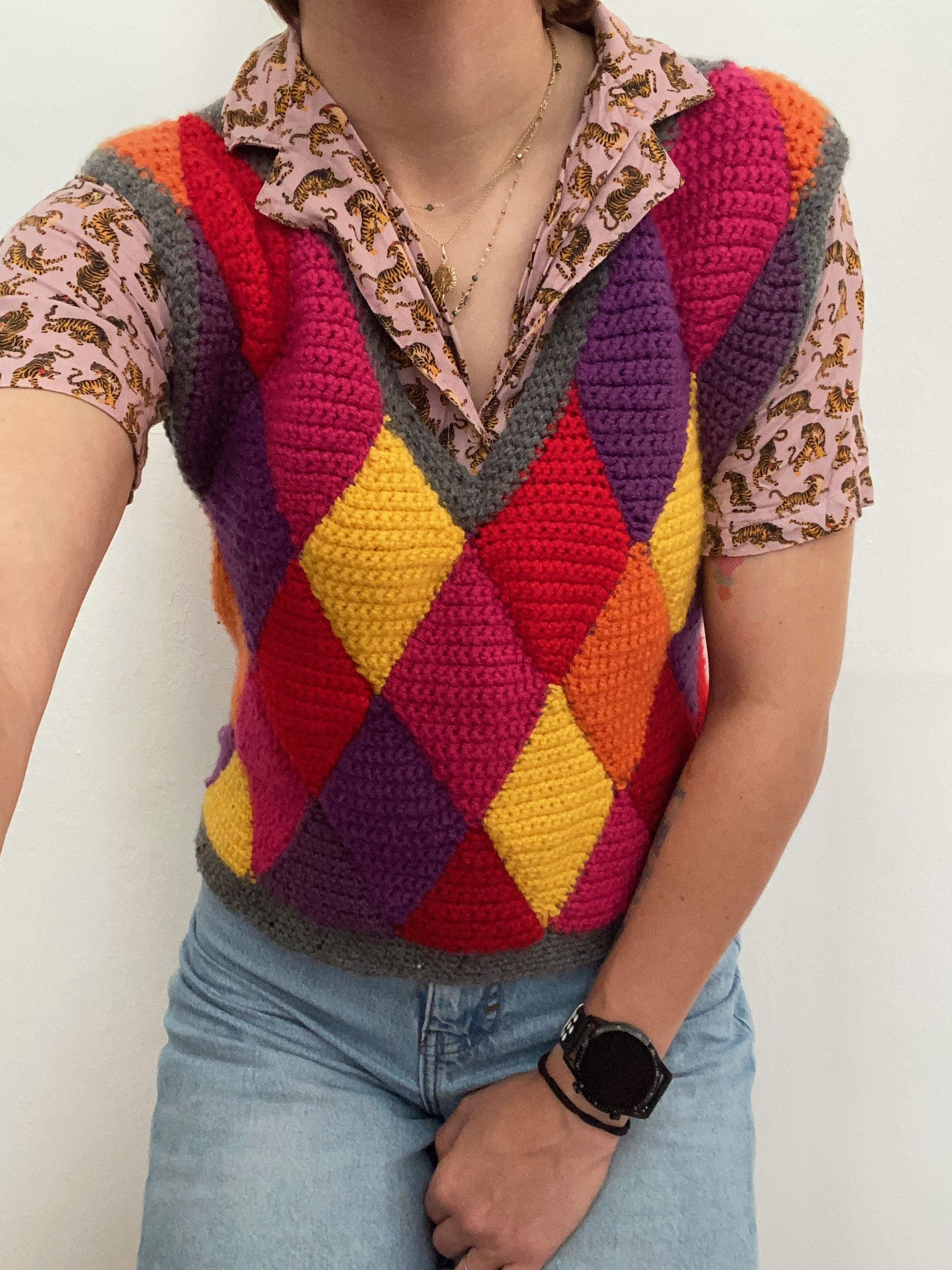 POL V-Neck Crochet Tank with Diamond Weave Knit Patterns