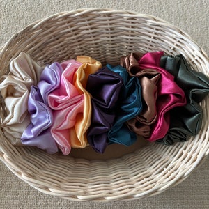 Satijnen scrunchies