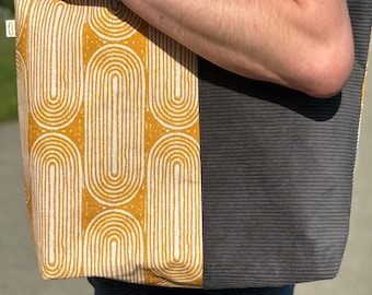 Abstract Design Tote