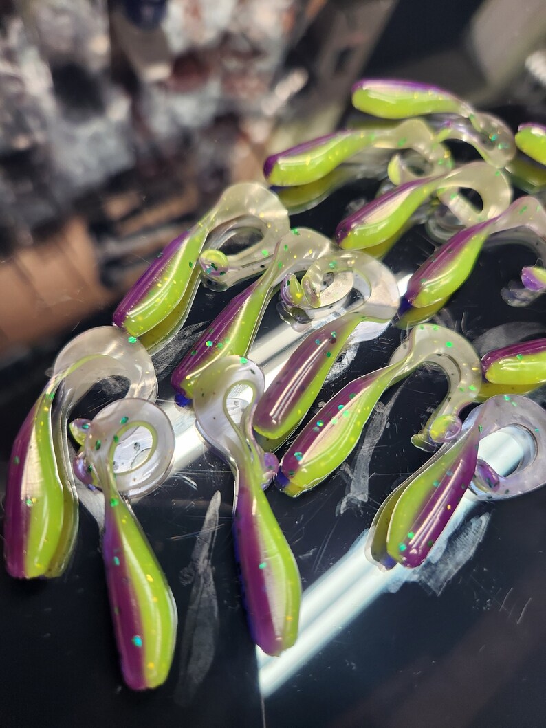 STS 1.75 BA Curly Tail Kicker Soft Plastic Crappie Fishing Bait Joker