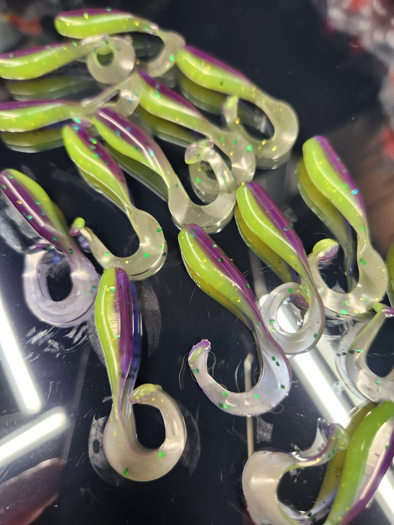 STS 1.75 BA Curly Tail Kicker Soft Plastic Crappie Fishing Bait Joker