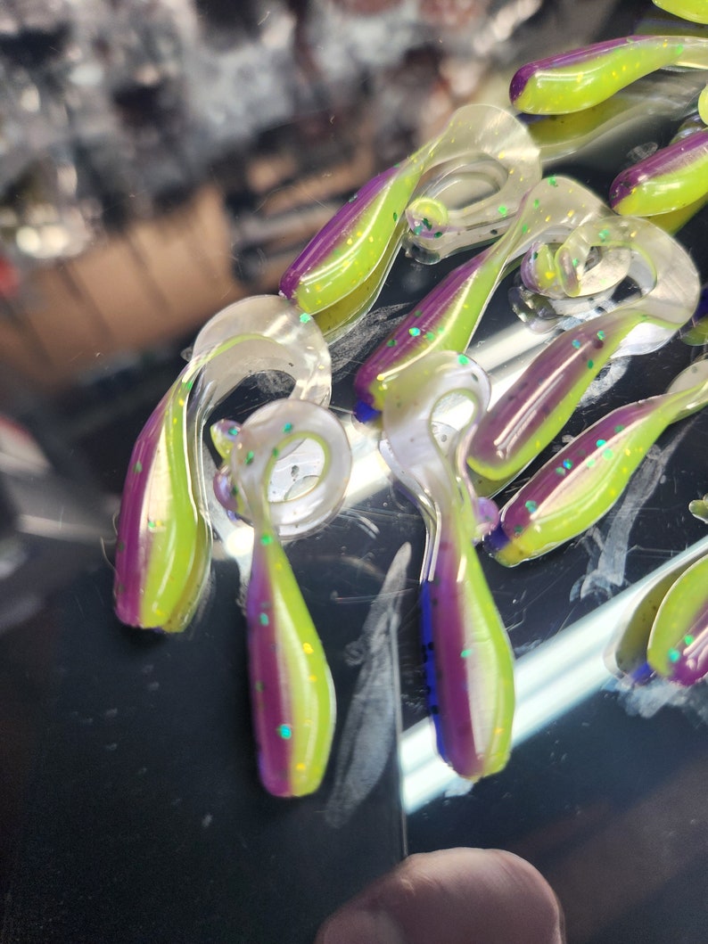 STS 1.75 BA Curly Tail Kicker Soft Plastic Crappie Fishing Bait Joker