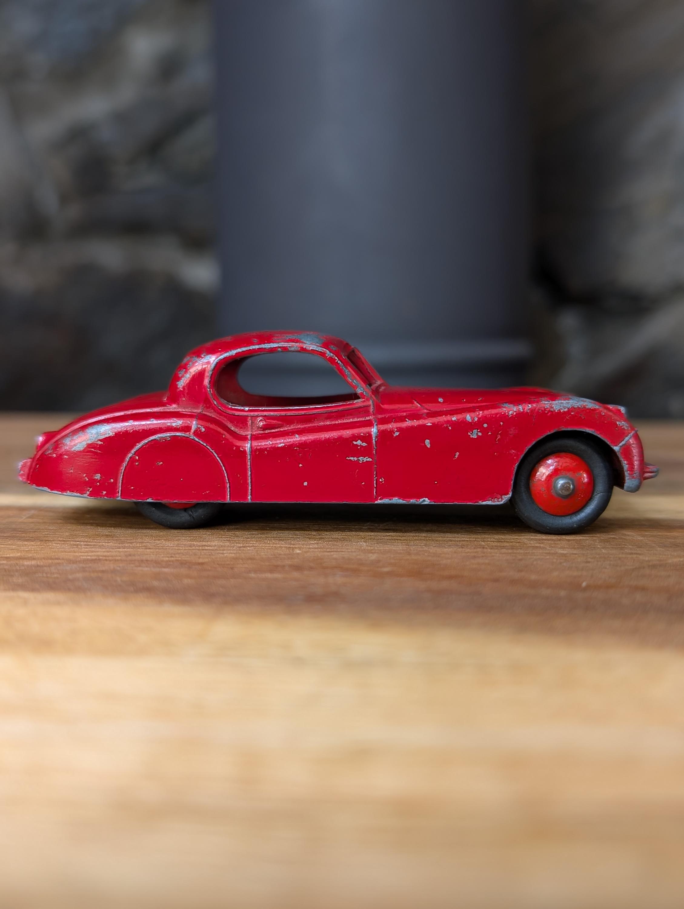 Vintage Dinky Toys Jaguar Xk120-collectible Dinky Toys No.157-made