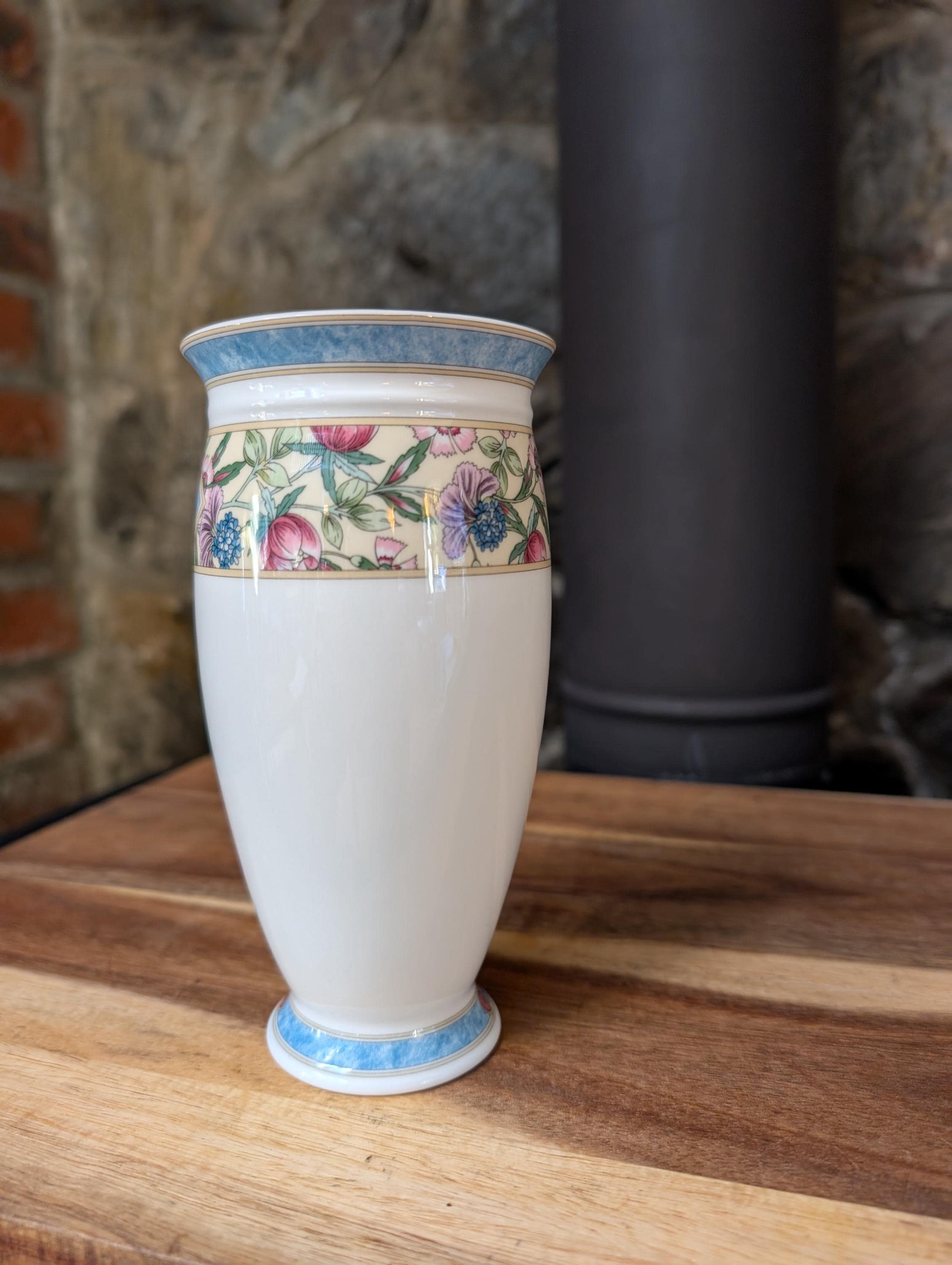 Vintage Wedgwood 'sarah' Vase-bone China Vase-floral Vase-vintage