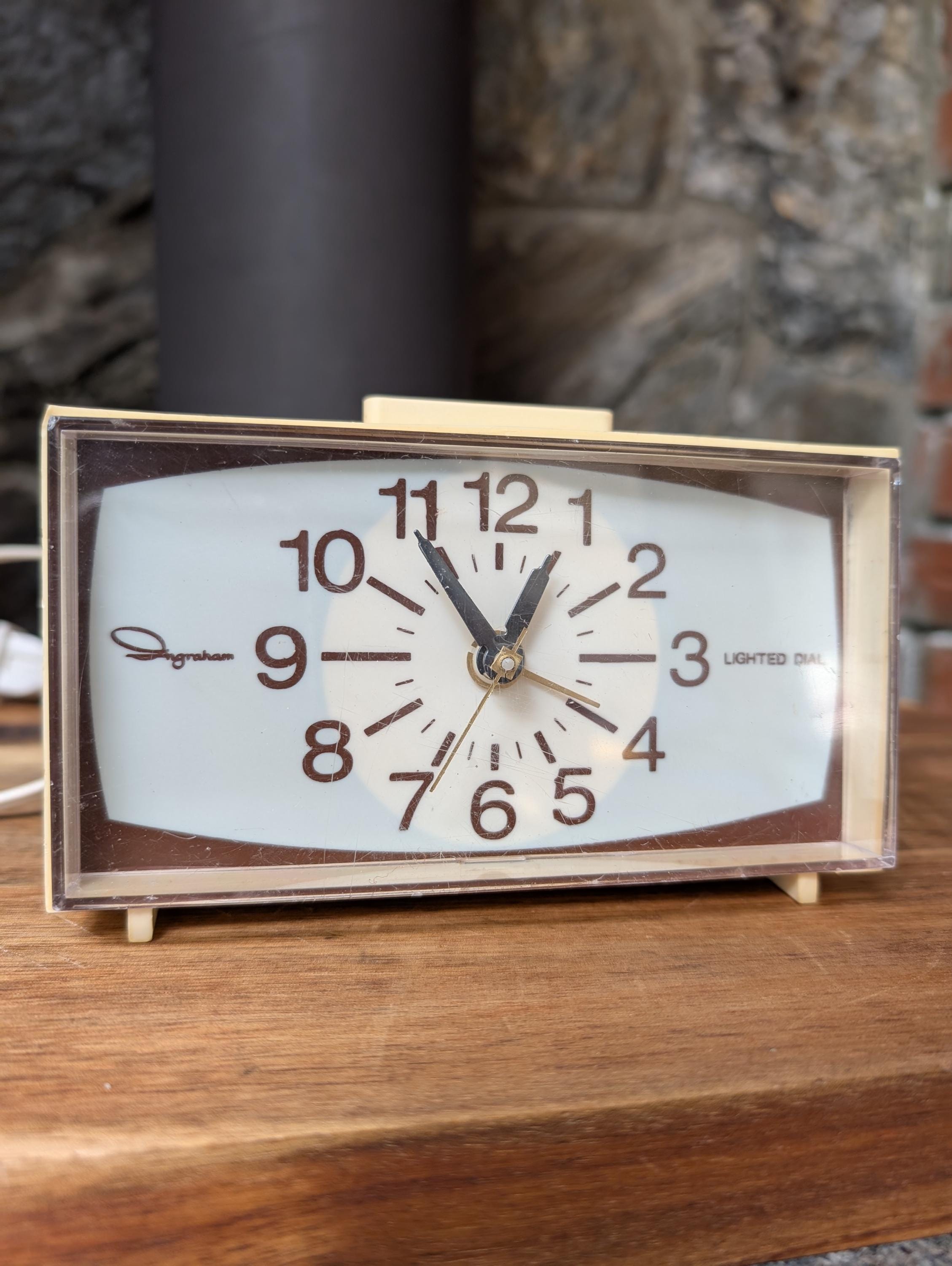 Vintage MCM Ingraham Lighted Dial Alarm Clock-Model No.49-430-Works