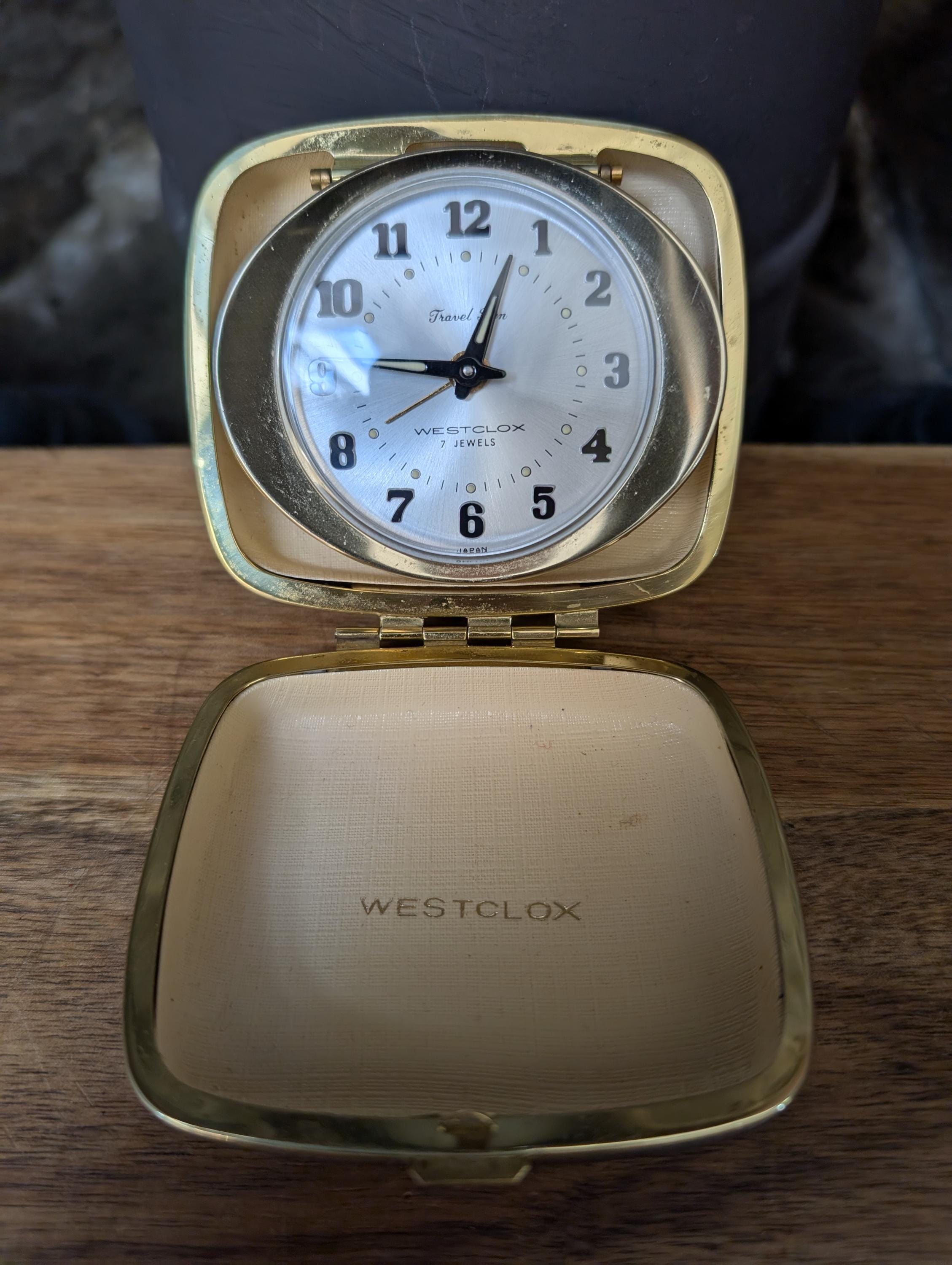 Vintage Westclox Travel Ben Wind up Alarm Clock in Case-7 Jewel