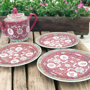 Théière Jingdezhen Chine Mun Shou Longevity Pattern Peint à la main Famill Rose Porcelaine avec 3 assiettes de service