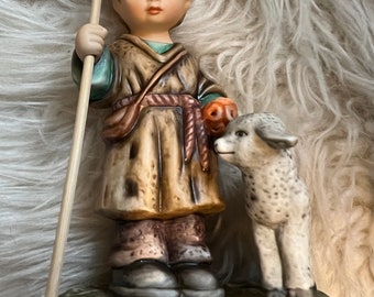 Goebel Berta Hummel Nativity "Shepherd (standing)" - 1996