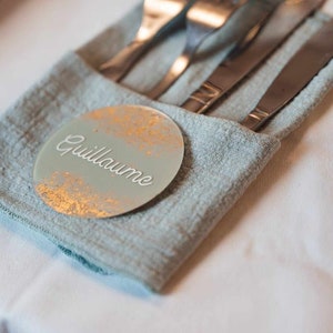 Runde Platzhalter für Zeremonien, Hochzeiten, Taufen, Geburtstage, Partys, personalisierte Platzhalter aus Plexiglas und Blattgold mit Vornamen