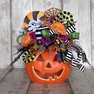 Light Up Pumpkin Halloween Table Arrangement