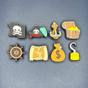 Pirate Croc Charms: Set van 8 handgemaakte schoenbedels met piratenthema afbeelding 1