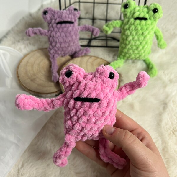 Leggy Frog - peluche grenouille | fait main - crocheté