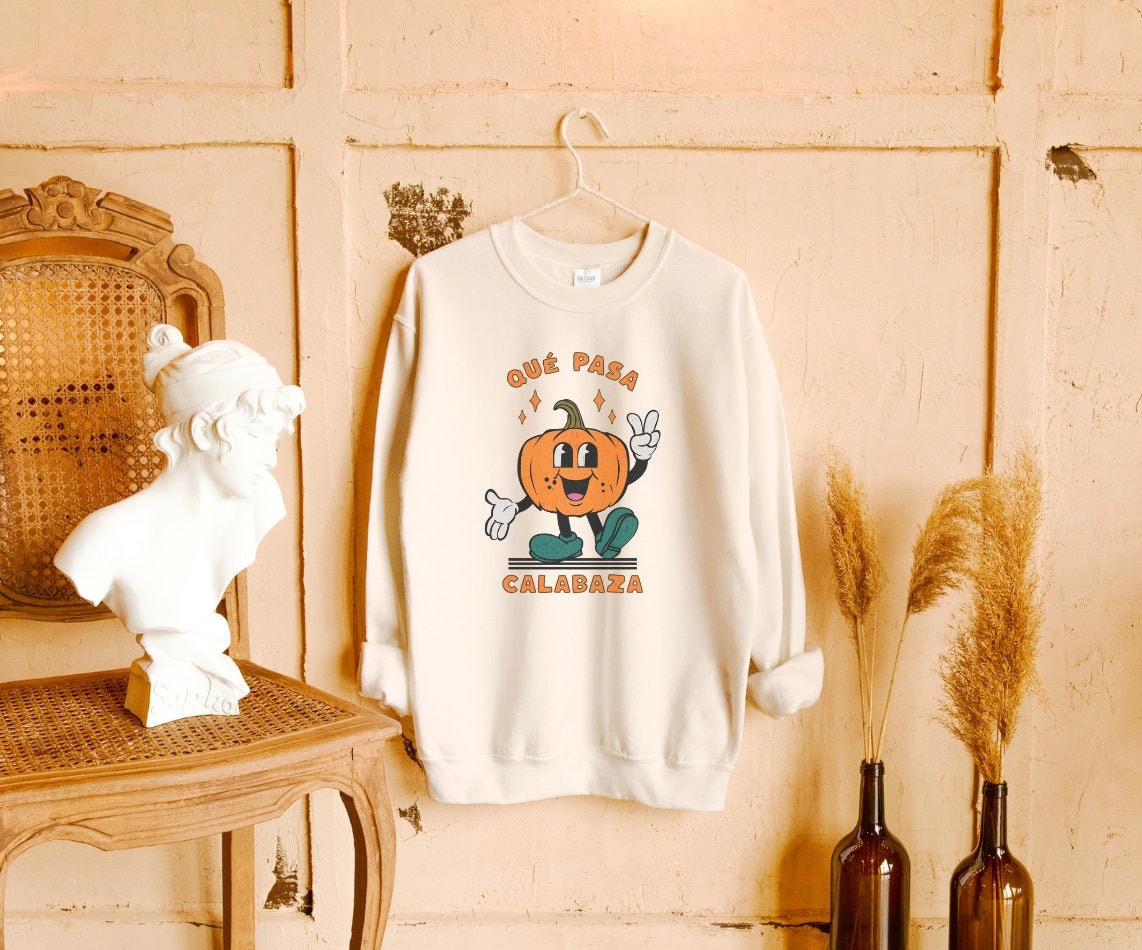 Que Pasa Calabaza Sueter Sudadera Hombre Mujer Latino Latina Halloween Crewneck Sweater UNISEX