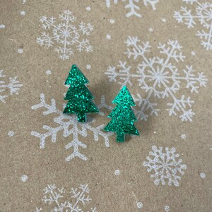Sparkly Green Christmas Tree Earrings / Merry Christmas! / Holiday Jewelry Accessories for Women