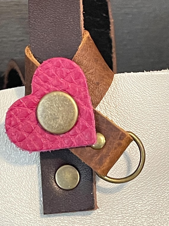 Flair holder to safely attach charms to PLG Portland Leather Goods bags heart. Made with pebble Brown full grain leather. Bronze hardware