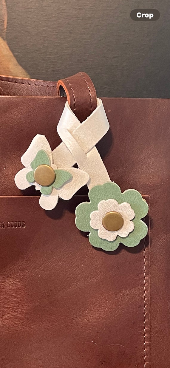 Double Wrap Snap made with Portland Leather Goods Leather Cucumber and Pearl leathers. Bag bling purse charm snap flower butterfly