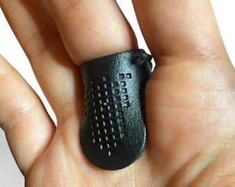Leather Plate Thimble, Made in Japan