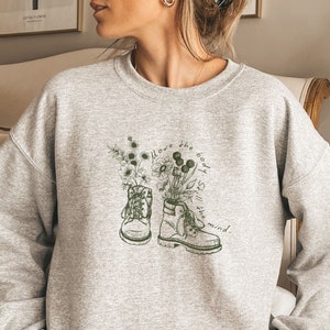 Floral Sweatshirt Nature Sweatshirt Gift Granola Girl Aesthetic Camping Shirt Granola Girl Clothing Granola Girl Gift Unique Hiking Gifts