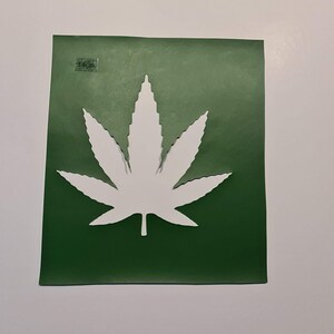 14cm Vinyl Cannabis Leaf Stencil