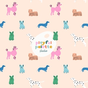 Op de afbeelding: Een herhalend patroon van verschillende hondenrassen in een speelse stijl. De honden zijn in verschillende kleuren, waaronder roze, blauw, groen en bruin, tegen een licht perzikkleurige achtergrond. De tekst "Playful Palette Studio" is ook aanwezig.