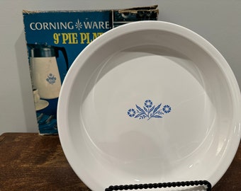 Vintage Corningware 9” Pie Plate Blue Cornflower - Like New With Original Box