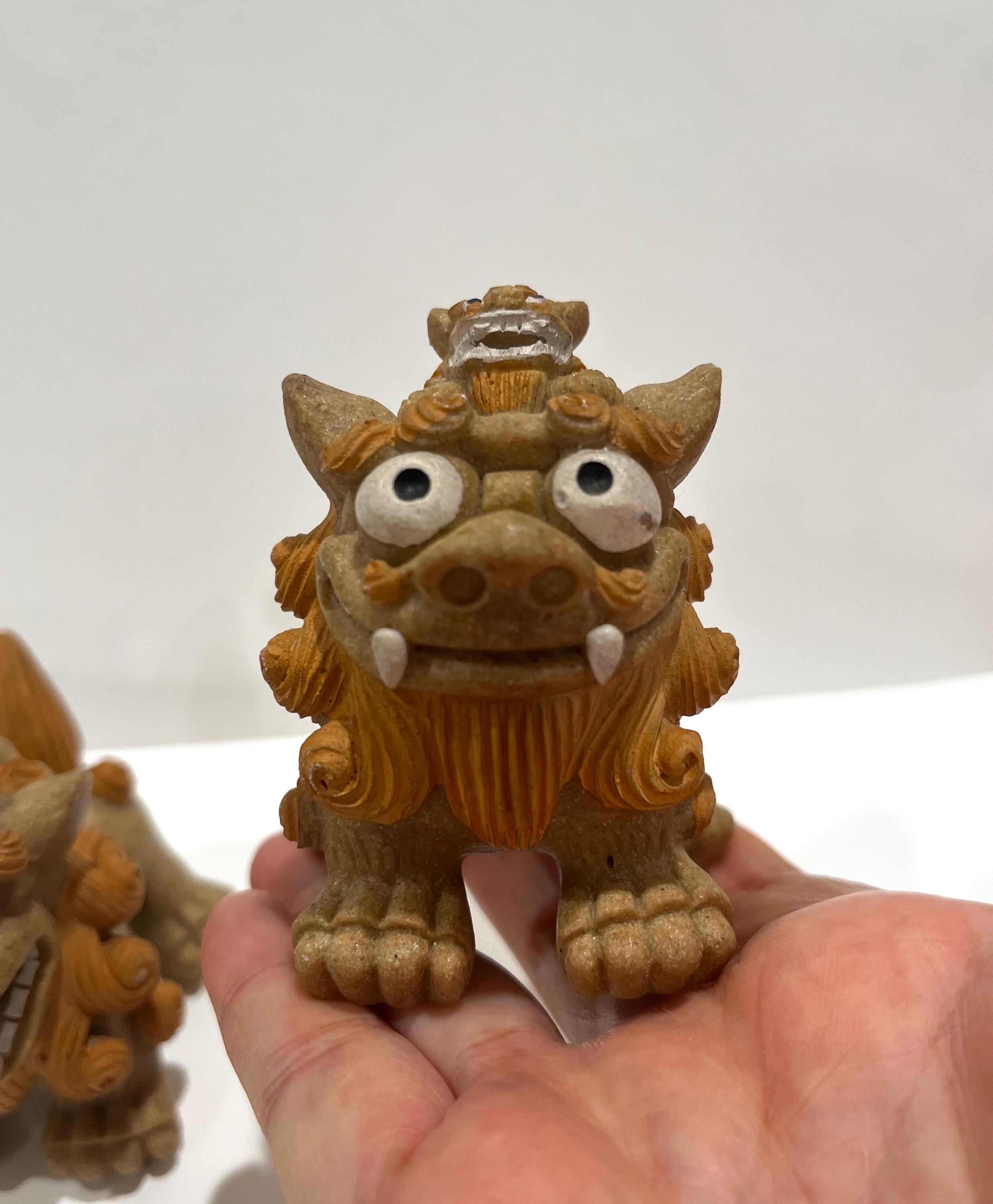 Shisa Side Standing Guardian Lion Okinawa Ryukyu Figurine Shisa