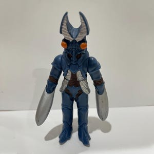 Alien Baltan Basical 2001 Ultraman Monster Kaiju Figure Set Bandai Toy Soft Sz.4
