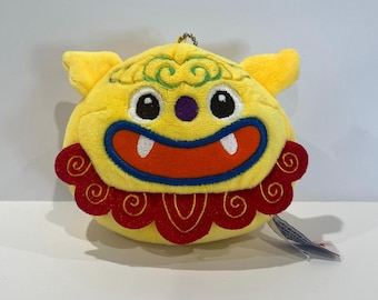 Vintage Okinawa Lucky Charm Omamori Fusui Shisa Lion Yellow Smile Plush Stuffing High 4“ Keychain Japan doll Lovely idea Toy Japan for Gift