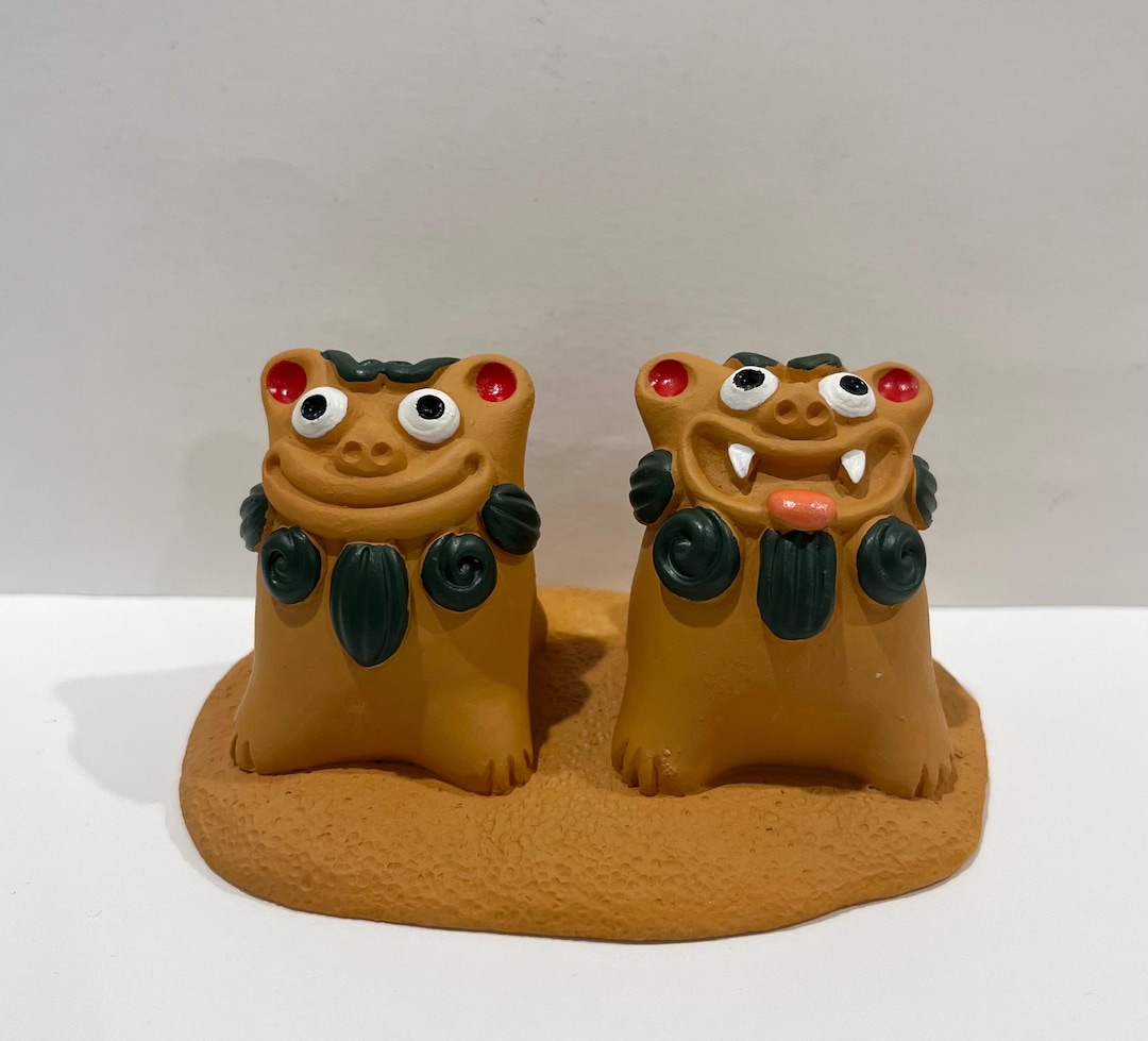 Okinawa Lucky Charm Omamori Fusui Standing Mini Shisa Lion Brown Smile okinawa-lucky-charm-omamori-fusui-standing-mini-shisa-lion-brown-smile