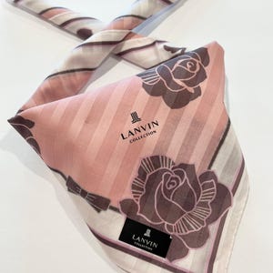 Pañuelo vintage de LANVIN, pañuelo de algodón con flores rosas, pañuelo de algodón, bolso para el pelo, cartera para mujer, billetera de macadán de 22,5"