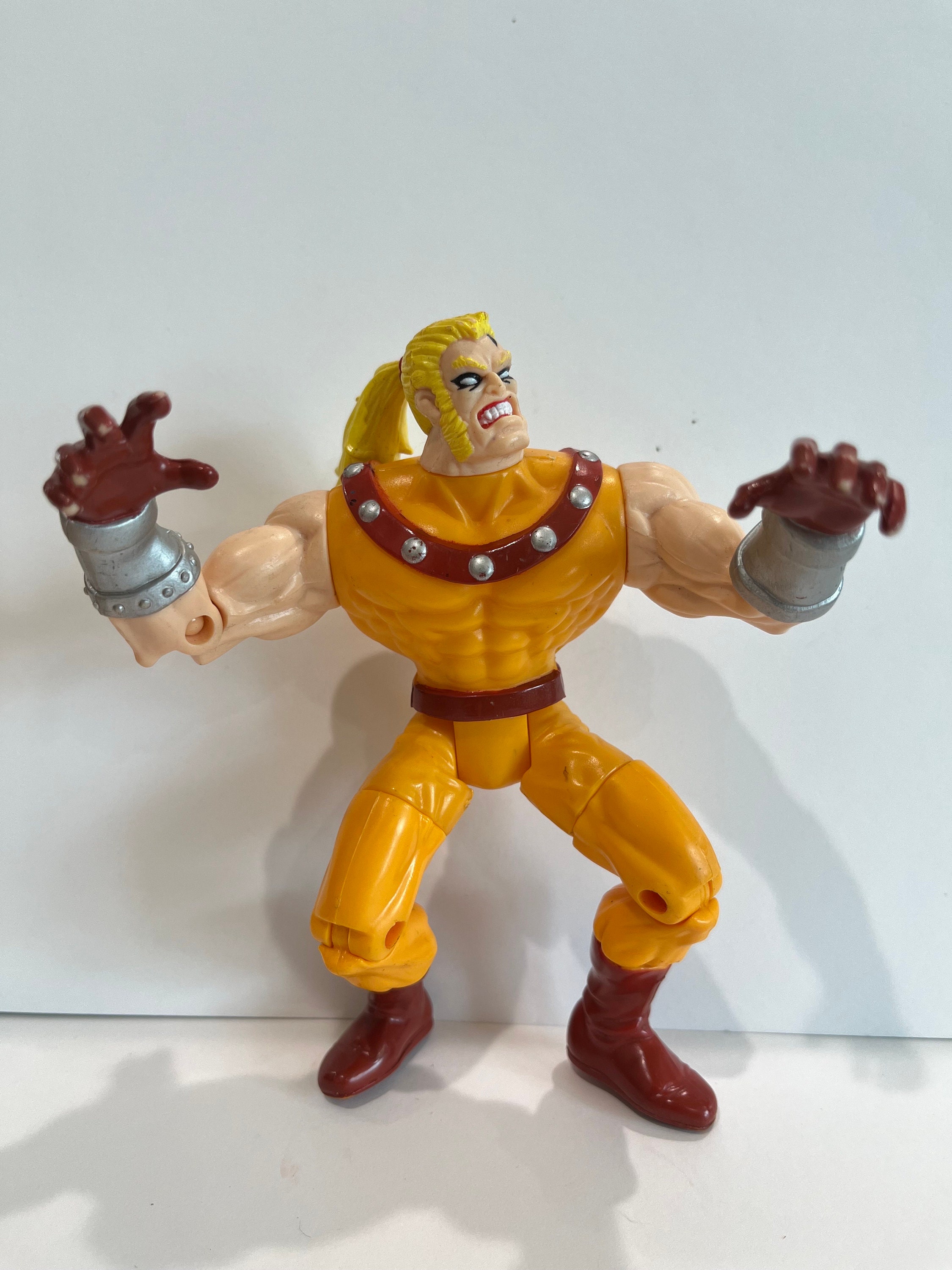 1995 Toy Biz Marvel X-men Age of Apocalypse Sabretooth Action