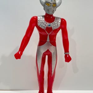 Vintage 1984 ULTRAMAN TARO Kanji Ultra Hero Series Bandai FIGURE  6.5” Vintage Ultraman figure japan toy collection gift decoration