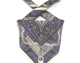 Pañuelo de bolsillo vintage de Yves Saint Laurent de los años 90 para hombre y mujer, de algodón morado con estampado de cachemira, de 54 cm.
