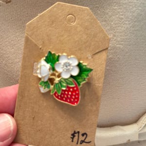 Strawberry Pin