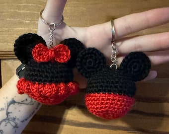 Mickey & Minnie Keychain Pattern | Crochet Pattern | Low Sew Amigurumi Pattern | PDF Download | Keychain Pattern | Gift Idea