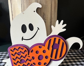 Spooky 'BOO!' Ghost Sign - Haunting Halloween Decor