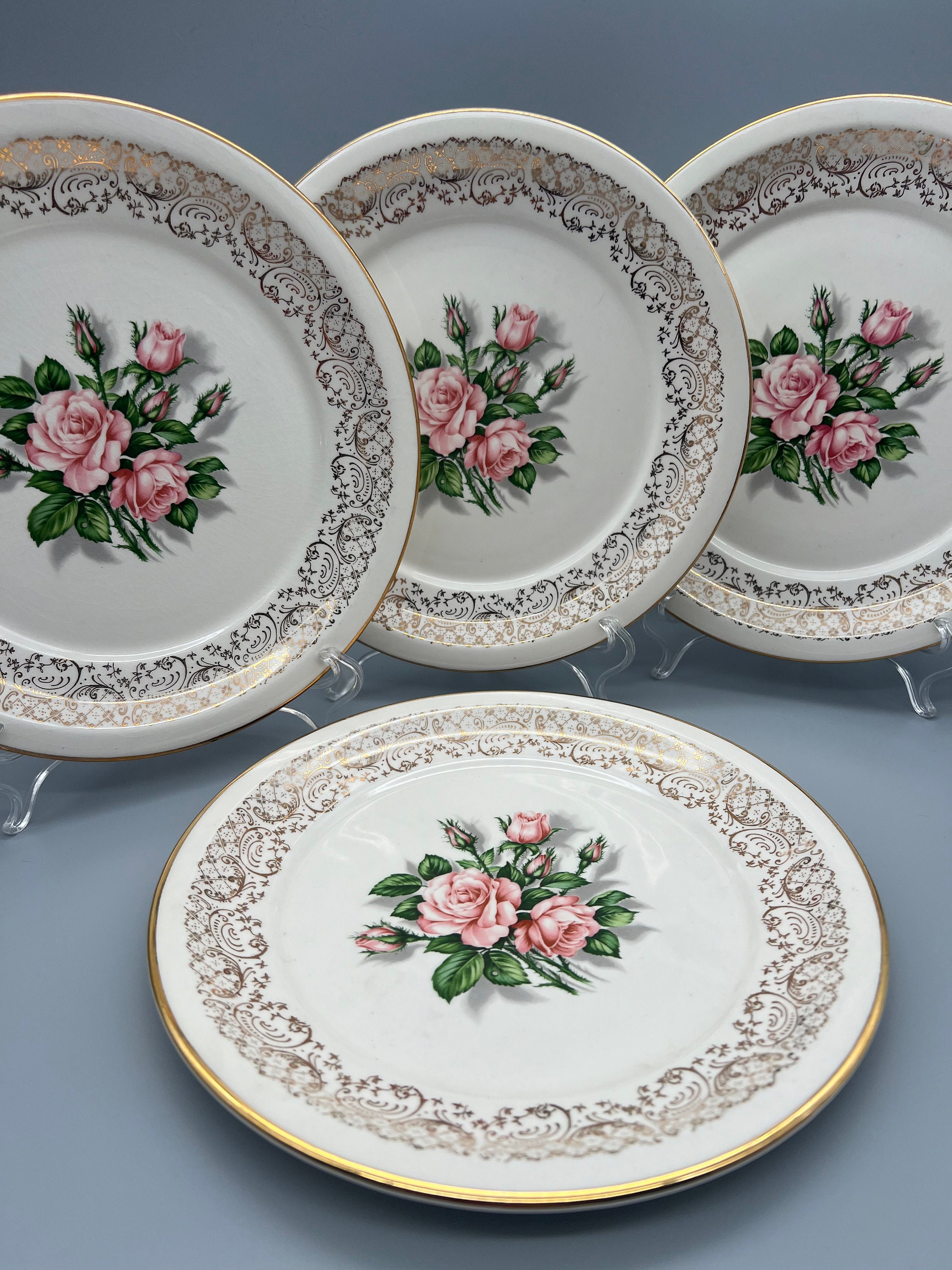 Rose China　食器　12枚セット Georgian China Tudor Rose 22 KT Gold Dinner Plates Set of 4 - Etsy