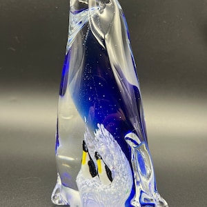 Murano Style Large Art Glass Penguin with 2 Penguins Inside