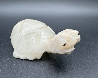 ヴィンテージのメキシコ産大理石製白彫りの石造り亀の置物 - Etsy 日本