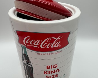 コカ・コーラ 冷蔵庫型クッキージャー コカ・コーラ コレクターズクッキージャー - ビッグキングサイズ