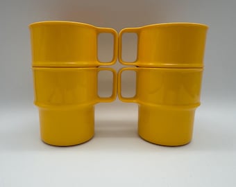 Rosti Mepal ljusgula set med stapelbara kaffemuggar