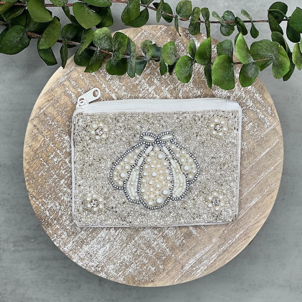 White Sea Shell, Seed Beaded Pouch, Mini bag, Small Bag With Zipper